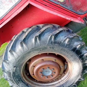 Traktor imt