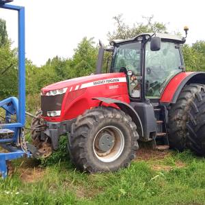 Traktor Massey Ferguson 8650
