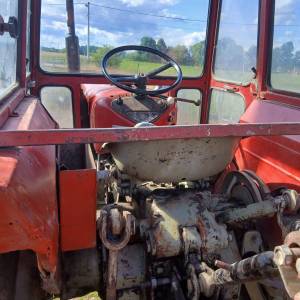 Traktor ZETOR