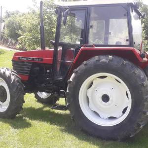 Universal traktor