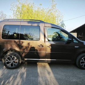 VW Caddy 2,0 TDI DSG PRILAGOĐEN ZA INVALIDE