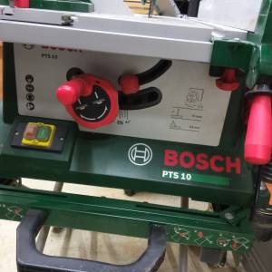 Bosch stolna kružna pila PTS 10