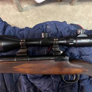 Crvena zastava 8x57