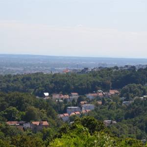 Podsljeme-Šestinski vrh 5.730 m2-građevinska parcela-izlaz na 2 strane