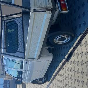 Prodaje se VW transporter 2.0 tdi