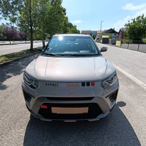 Prodajem KGM(sangyong) TIVOLI