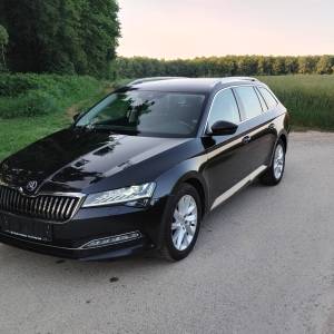 Škoda Superb Combi 2,0 TDI model 2021g.DSG, matrix, keyless, virtualni