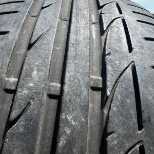 Gume ljetne Bridgestone 225/40/R19 2 kom.
