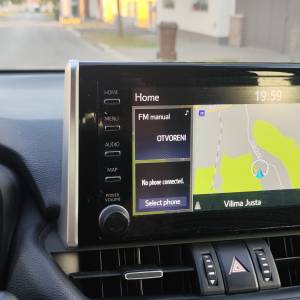 Prodajem Toyota RAV4 Business Edition