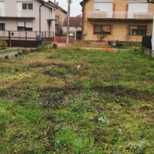 Novi Sad, plac, 353m2! Za urbanu Vilu! HITNO!