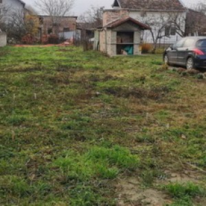 Novi Sad, plac, 353m2! Za urbanu Vilu! HITNO!