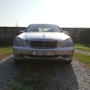 Mercedes-benz C200 cdi classic u odličnom stanju