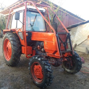 Traktor LTZ 55a
