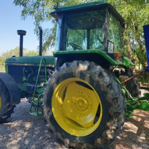 Traktor John Deere 3650