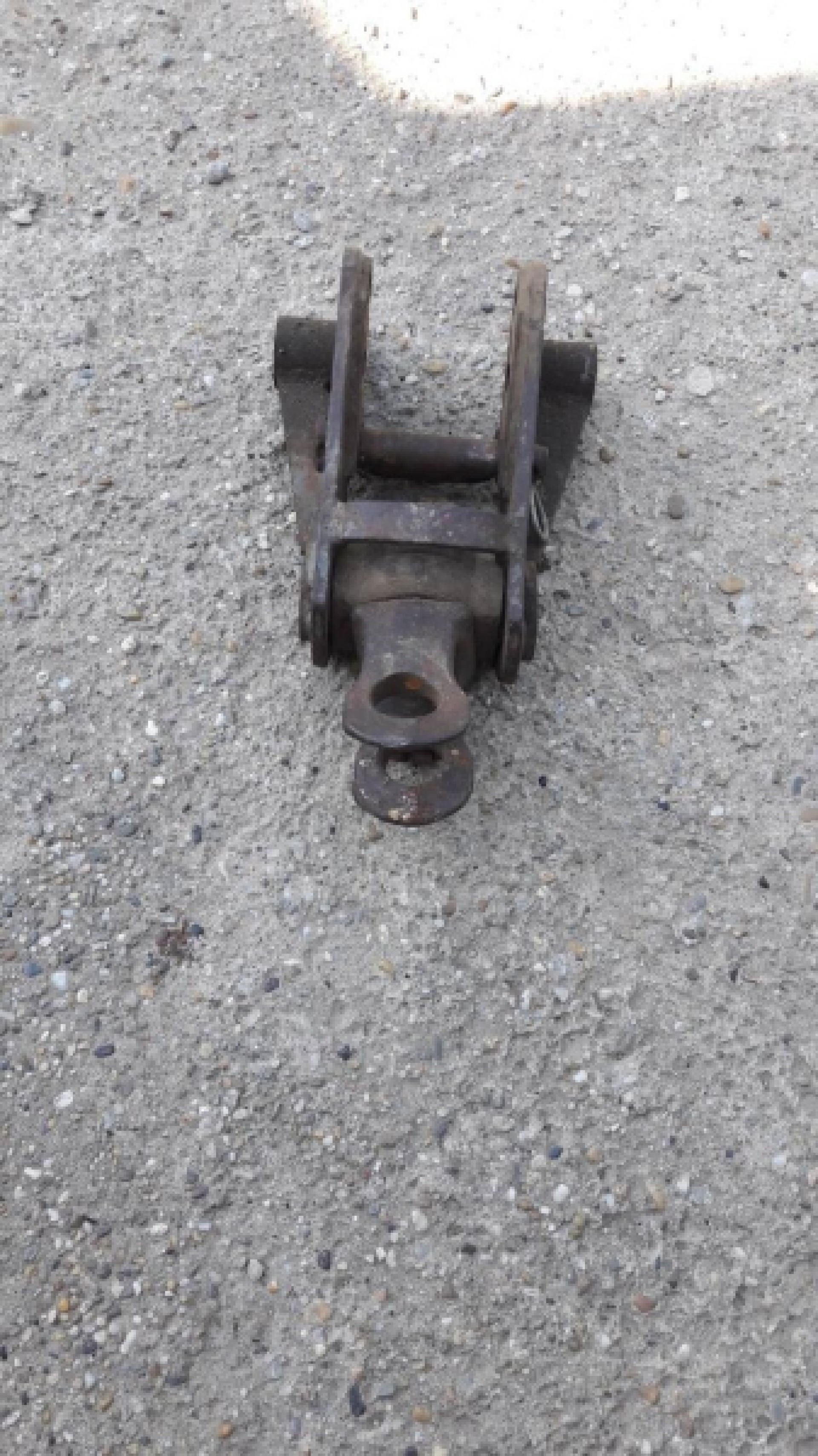Gornja vuca za zetor i ursus povoljno tel 0916038810