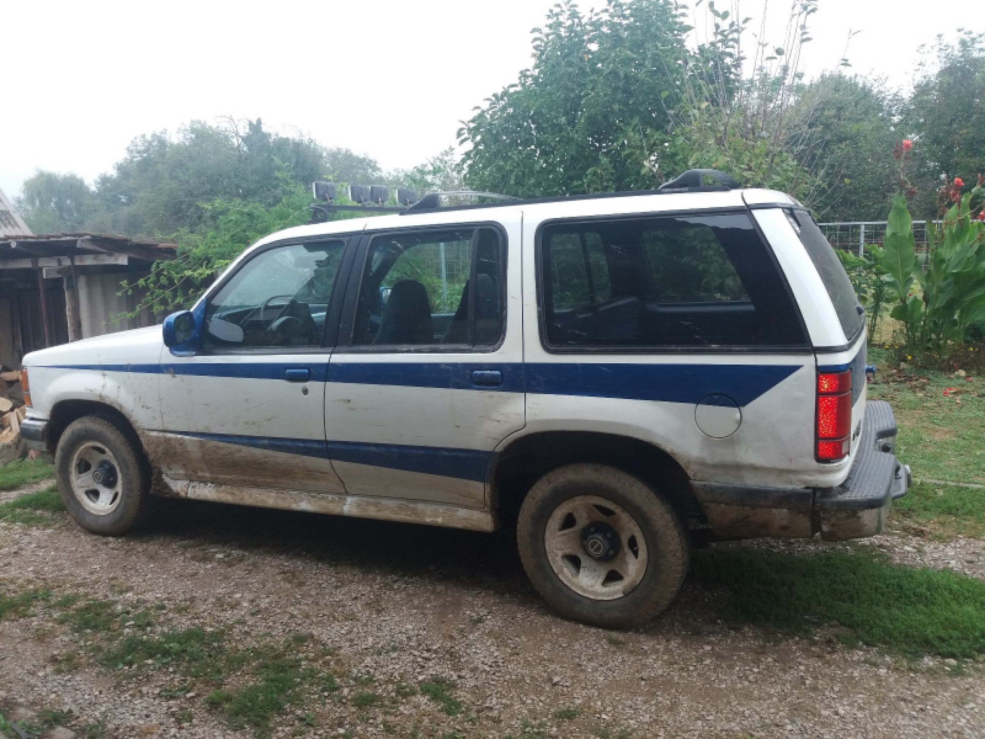 Ford Explorer XL