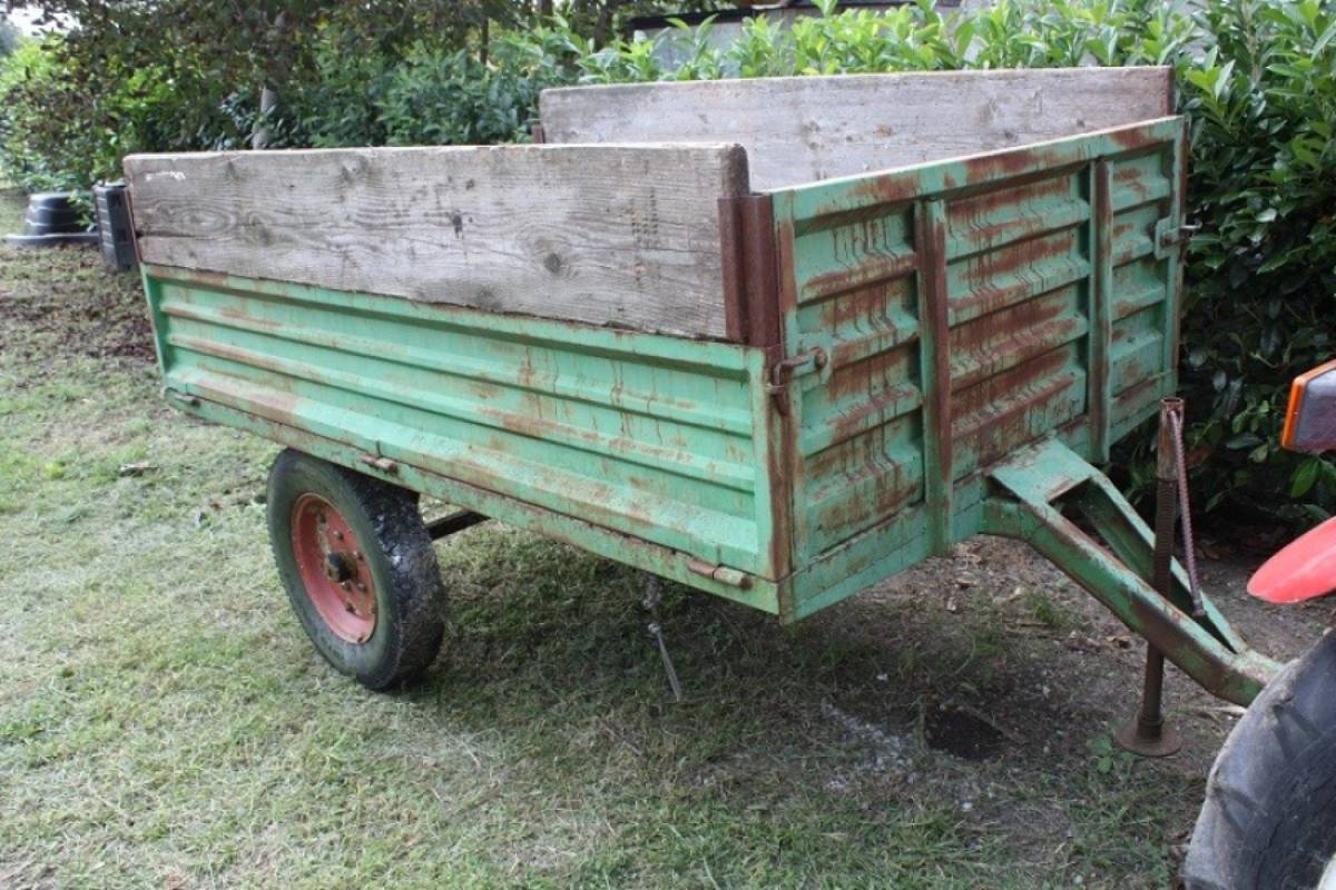 Prikolica za traktor