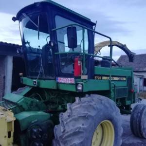 Silokombajn John Deere 5720