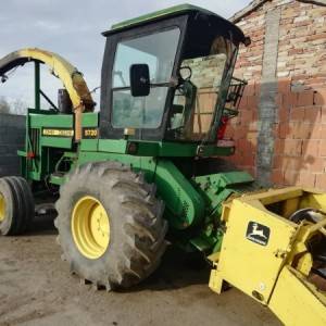 Silokombajn John Deere 5720