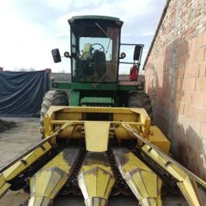 Silokombajn John Deere 5720