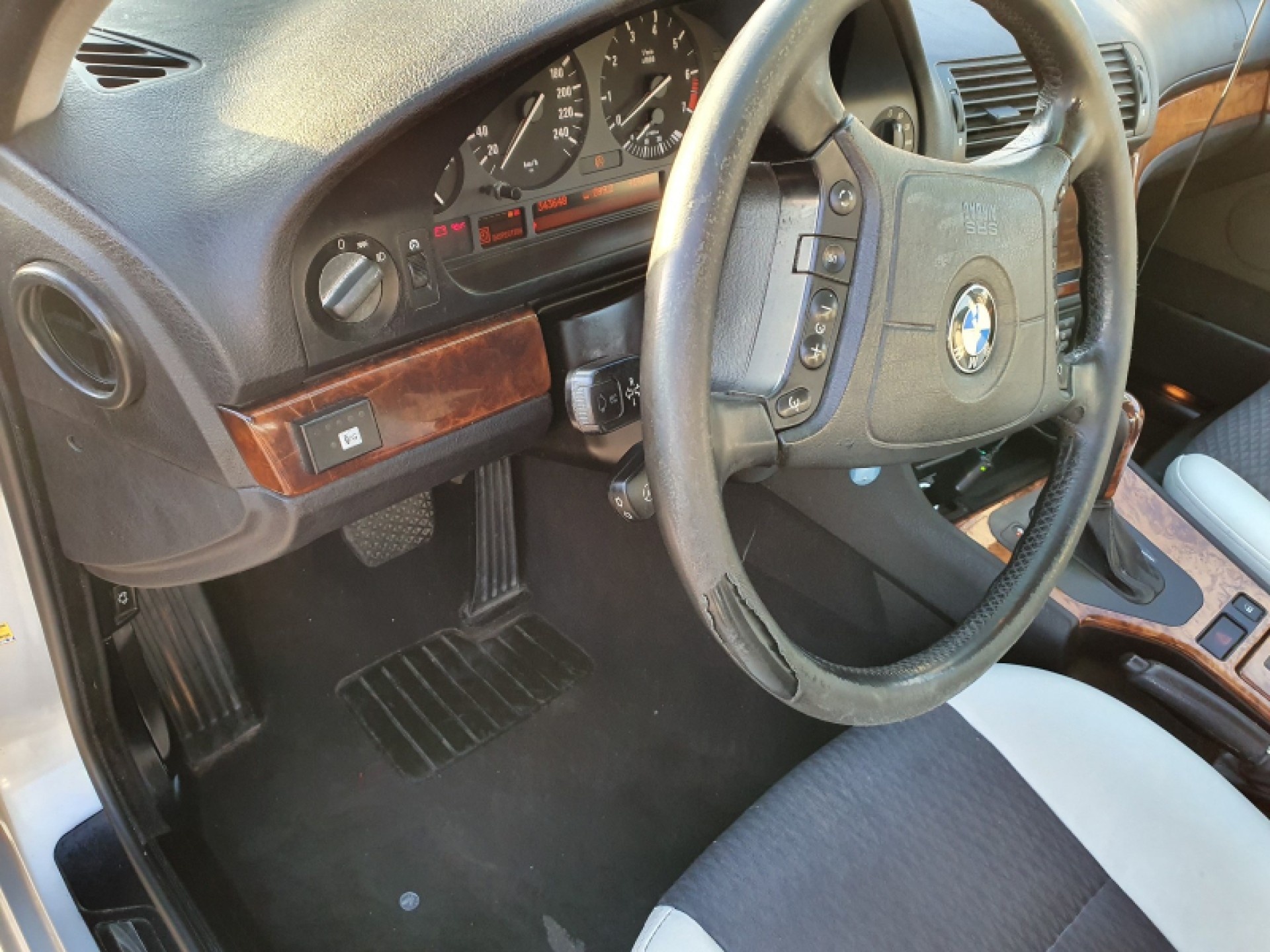 BMW 5