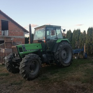 Deutz fahr 4.51 sa prednjim utovarivačem, moguca zamjena
