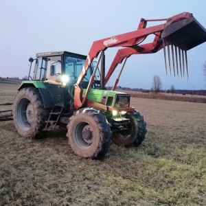Deutz fahr 4.51 sa prednjim utovarivačem, moguca zamjena
