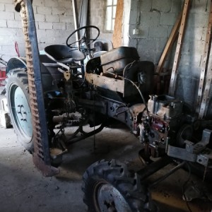 traktor hanomag greif