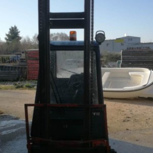Prodajem čeoni viličar, Linde H16T, plin, VW motor