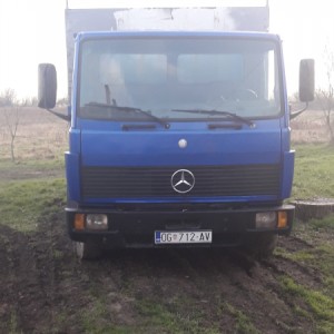 Mercedes 814
