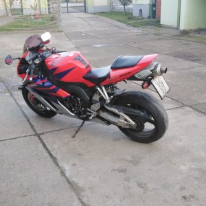 HONDA CBR 1000RR