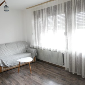 DVOSOBNI STAN u kući IZNAJMLJUJE SE U KOPRIVNICI