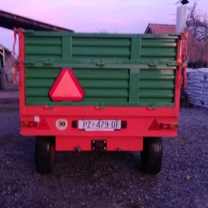 Prodajem prikolicu kipericu 5t