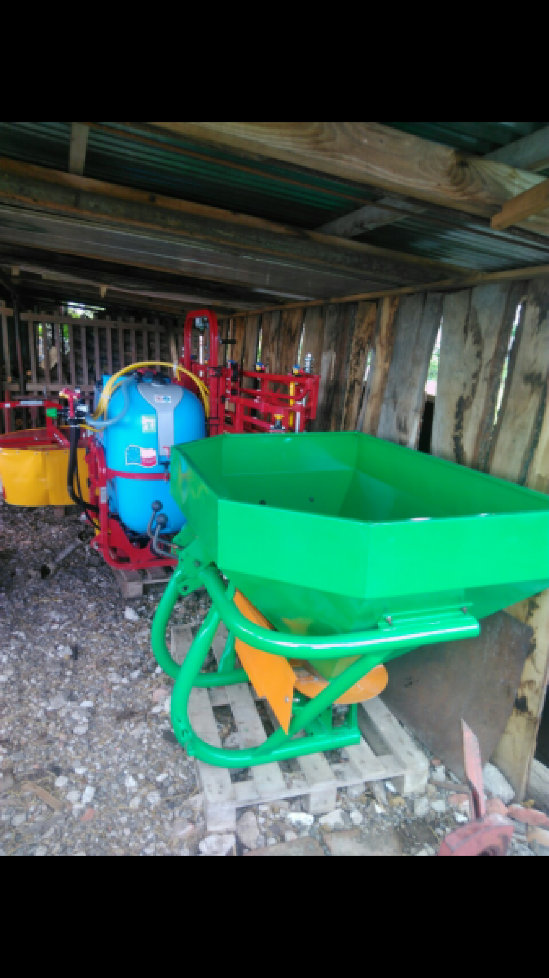 Rasipač 450kg