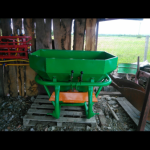 Rasipač 450kg