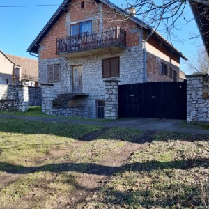 Kuca za prodaju Slakovci