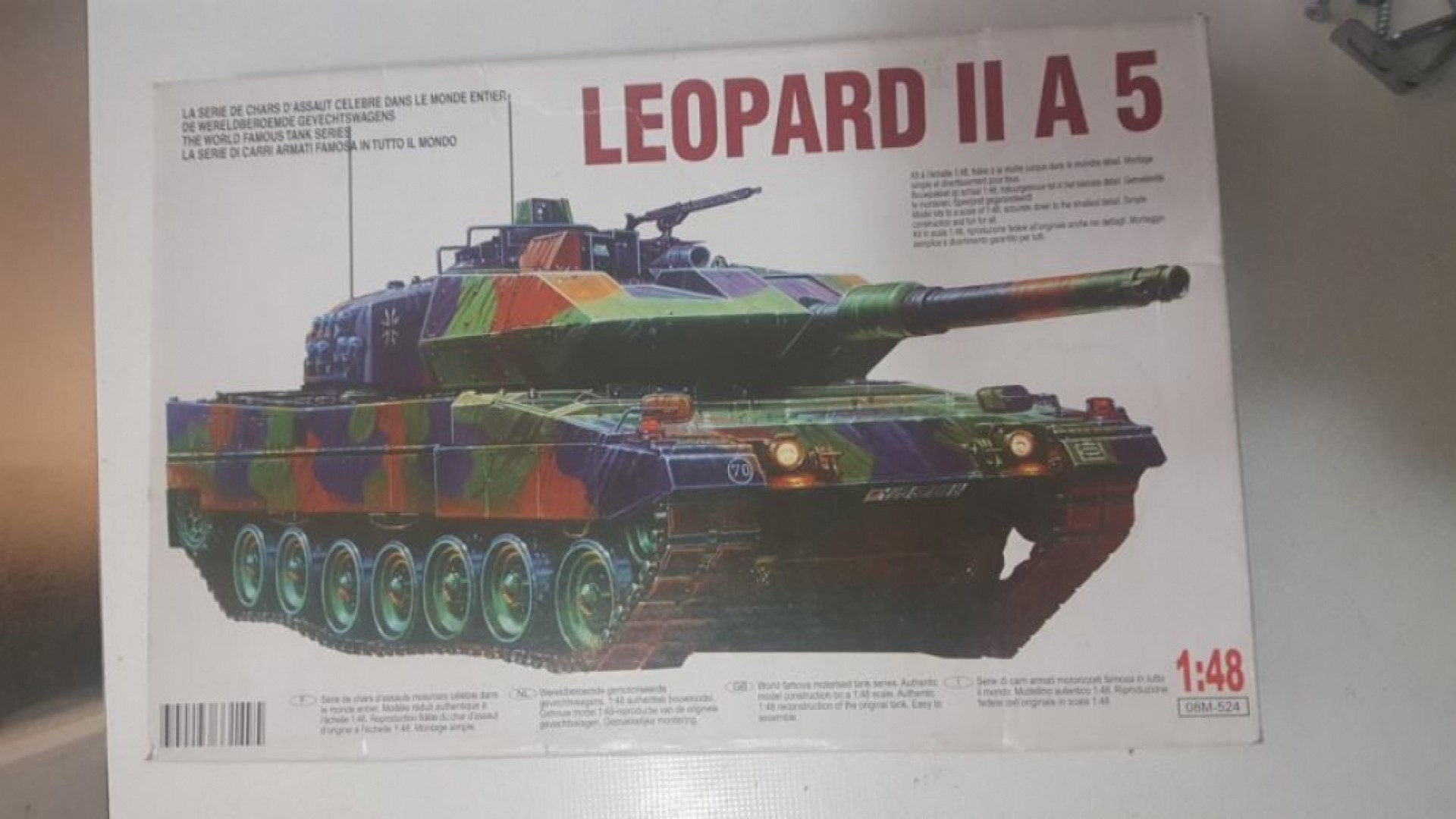 Maketa tenk Leopard 2 Oklopnjak MJERILO: 1/48