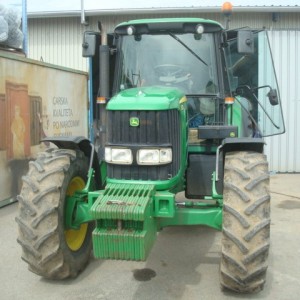 Traktor John Deere 6630