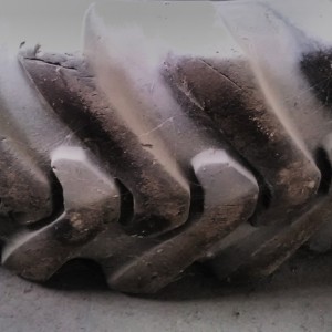 Guma 16,9-28 JCB i radne strojeve