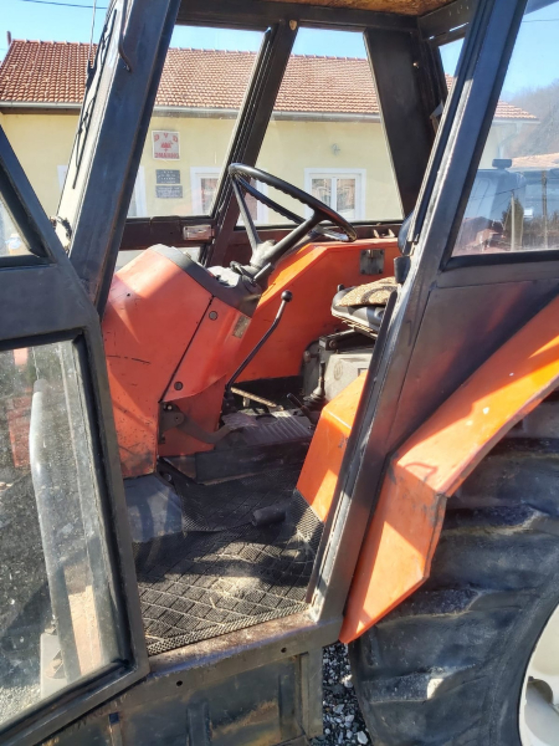 Traktor Zetor 5011