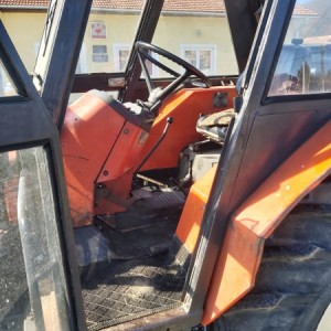 Traktor Zetor 5011