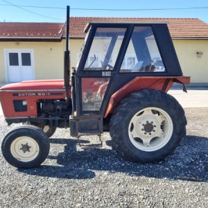 Traktor Zetor 5011