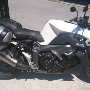 PRODAJEM BMW K1300R 2009 GOD PRVI VLASNIK
