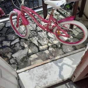 Prodajem dva djecija bicikla