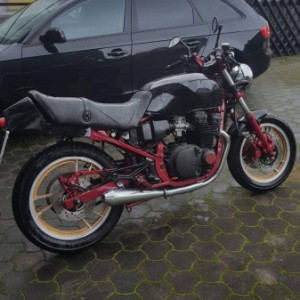 Suzuki GSX 500 E