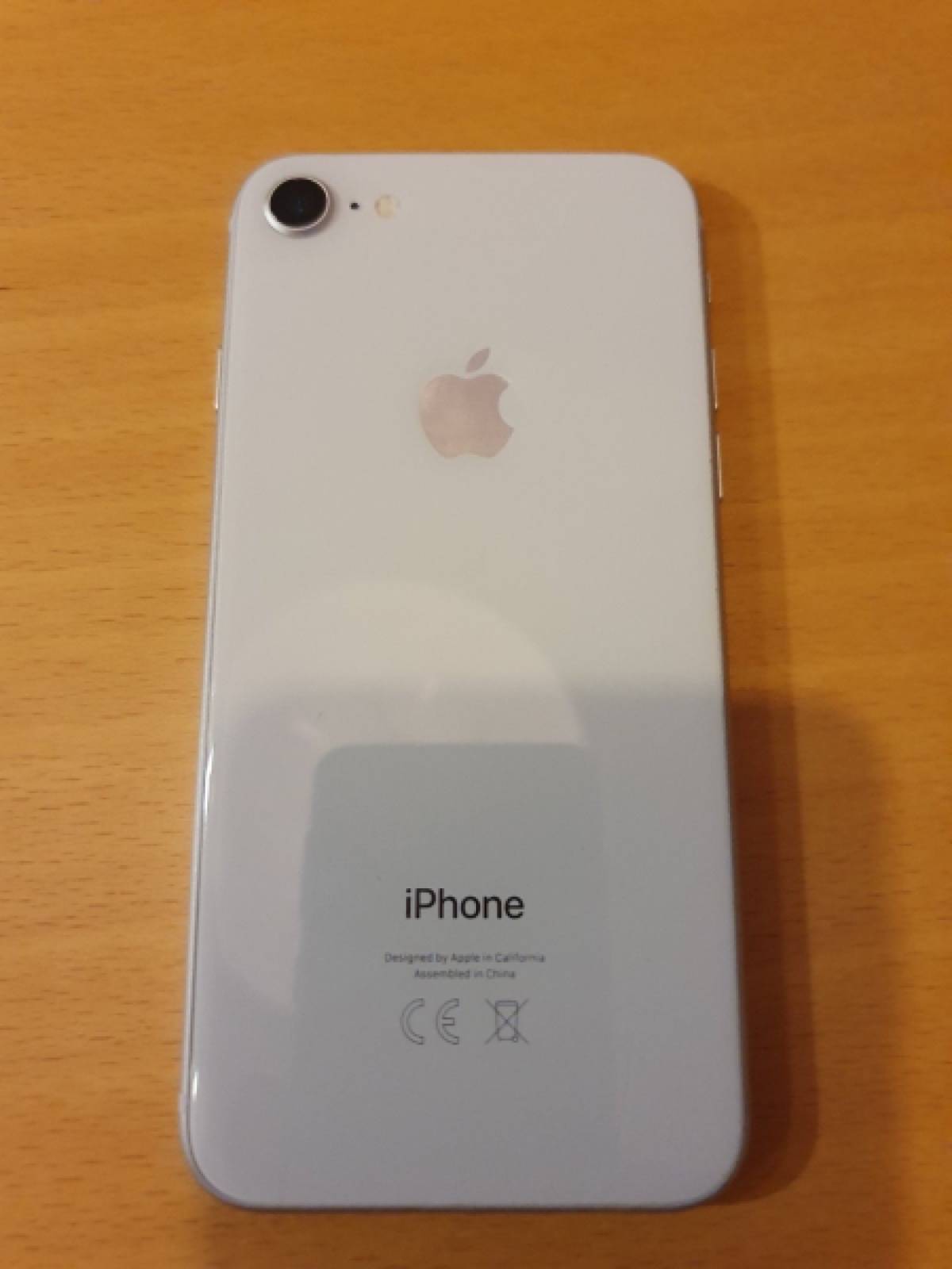 iPhone 8