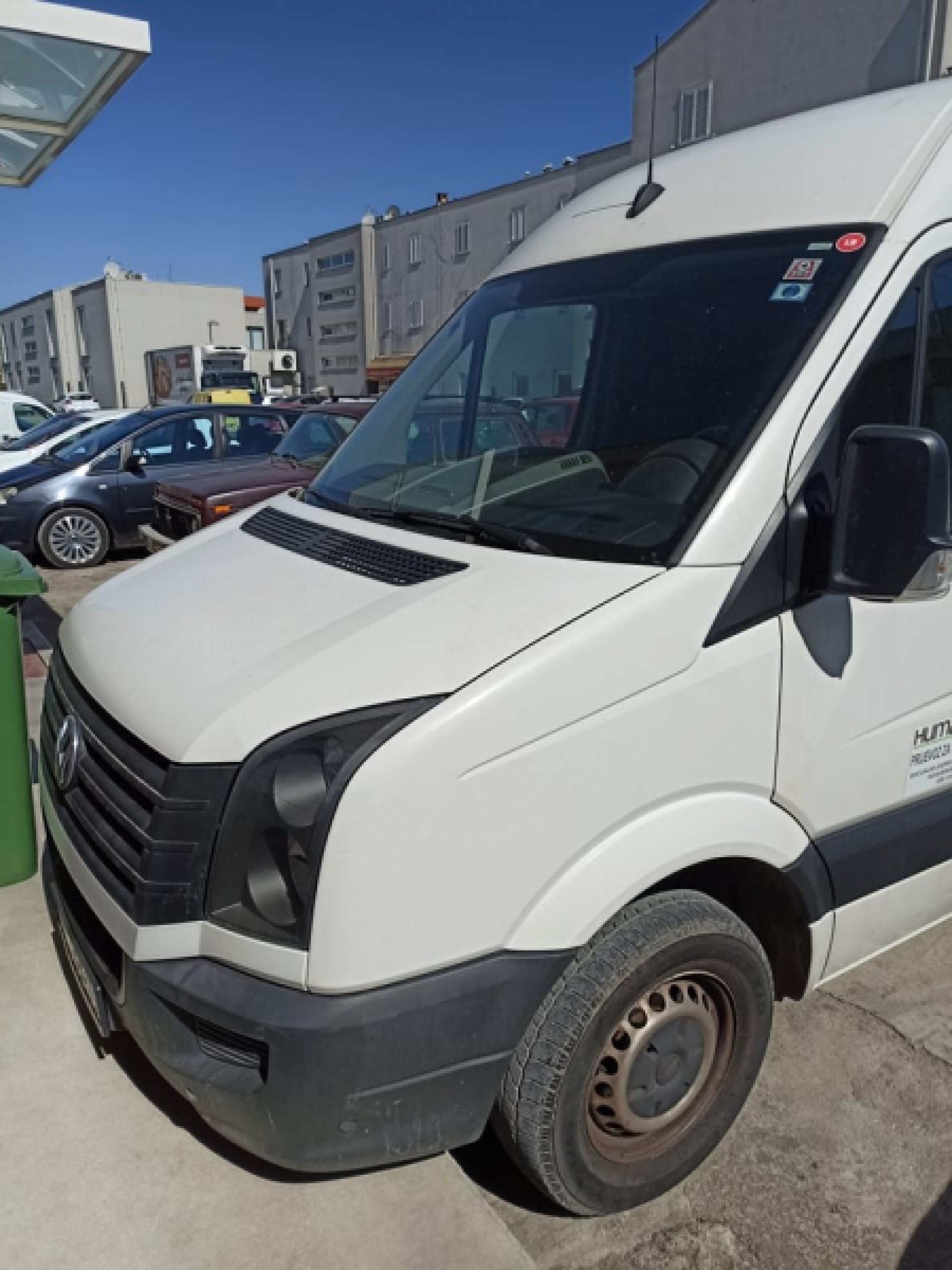 https://www.njuskalo.hr/dostavna-vozila/volkswagen-crafter-2.0-tdi-ogl