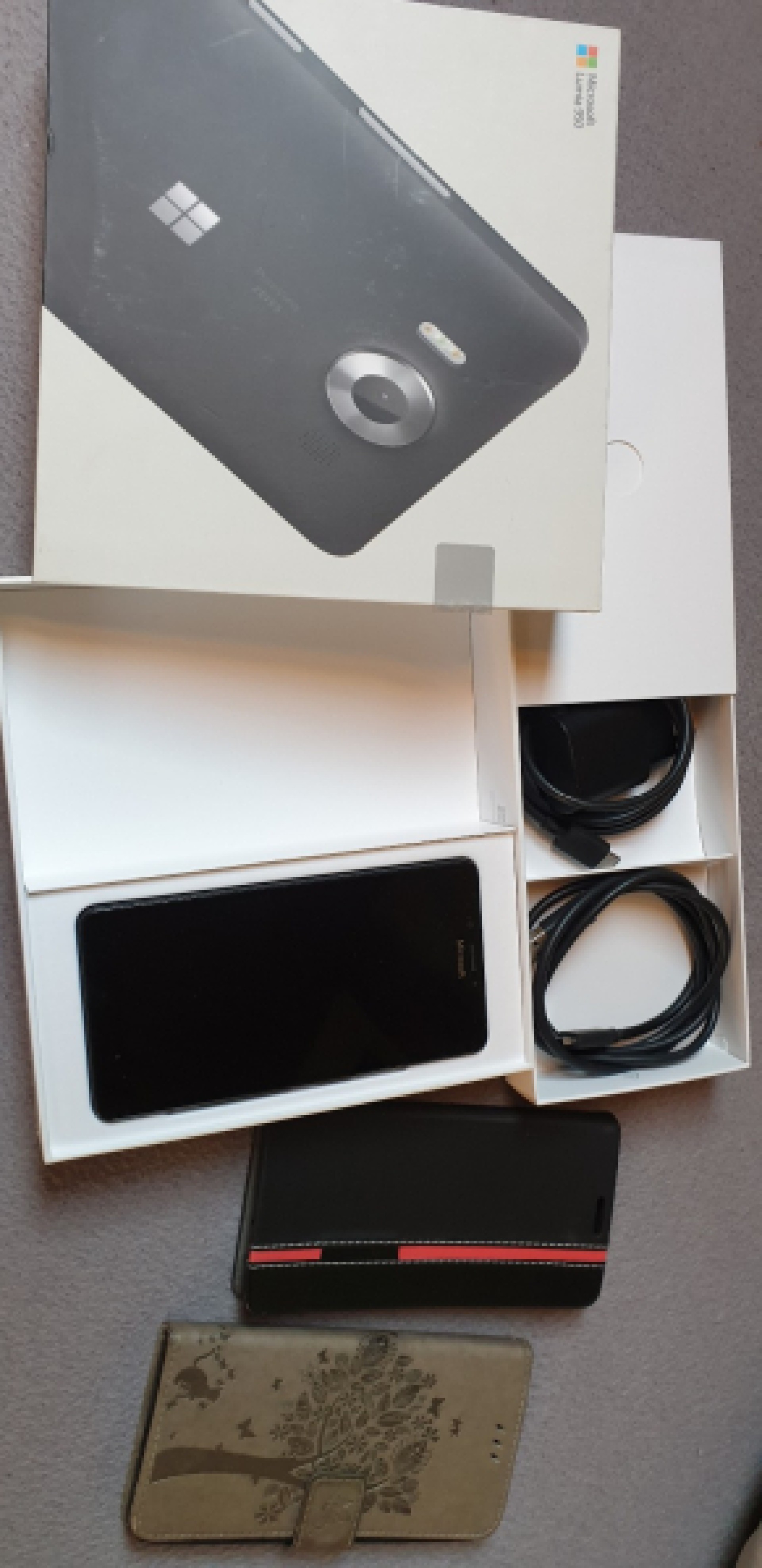 Microsoft Lumia 950