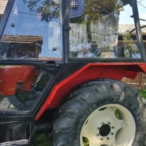 Zetor5211