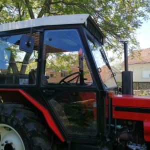 Zetor5211